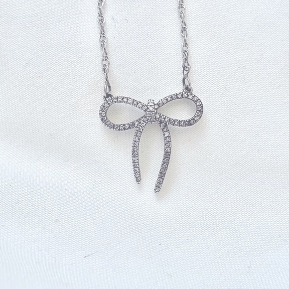 lovely bow diamond and sterling necklace - Picture 2 of 5